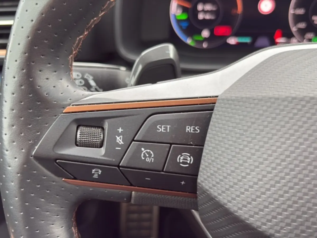 1.4 TSI VZ eHYBRID TREKHAAK/CAMERA/ACC/STOEL+STUURVERW/CARPLAY/NAVI