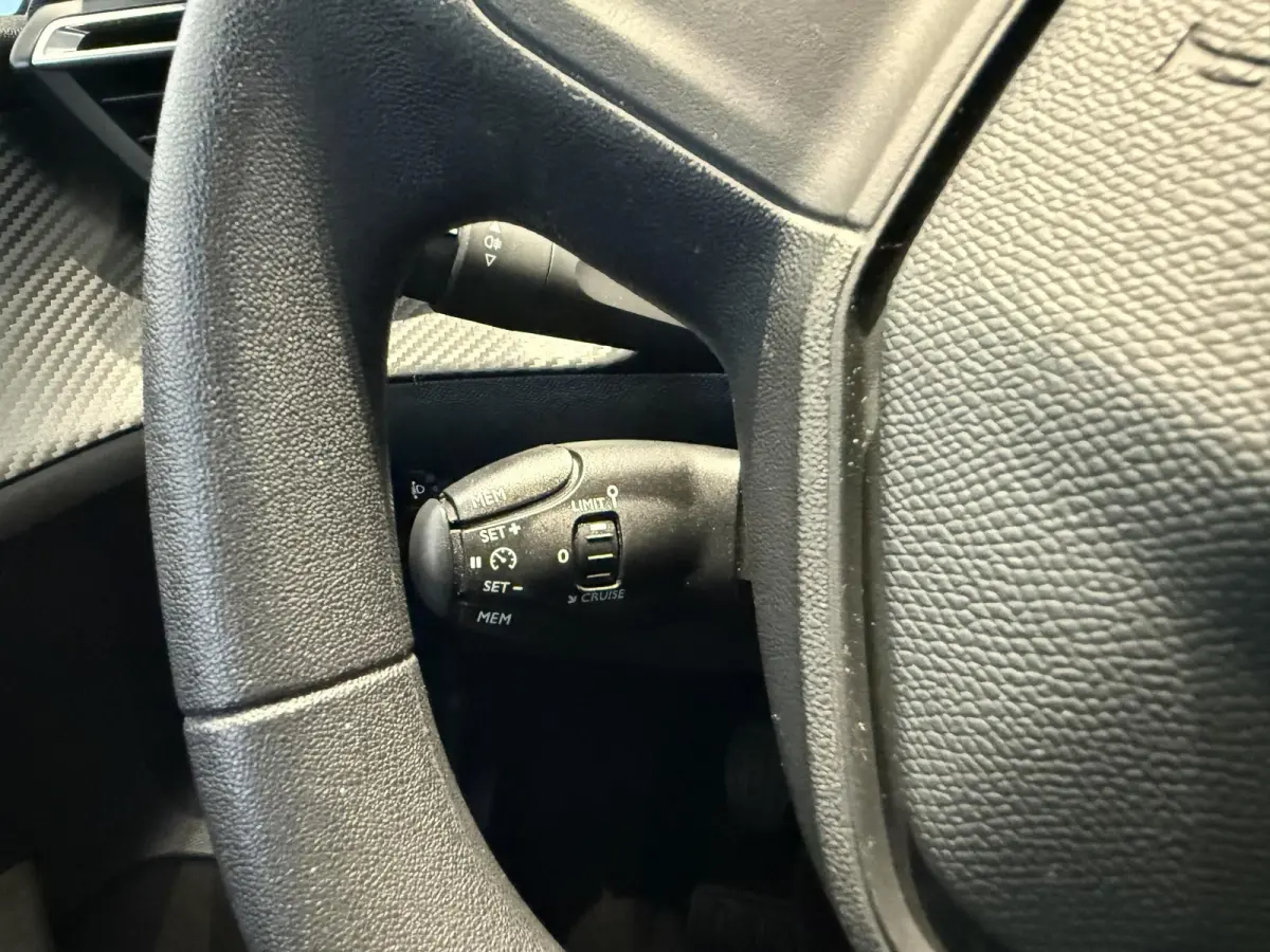 1.2 Like 75PK | CRUISE | AIRCO | BLUETOOTH | 50 DKM |