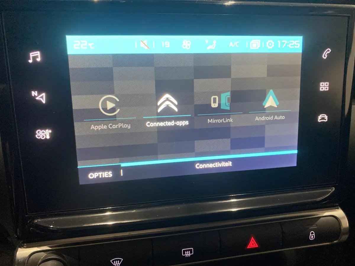 1.2 S&S Feel | 110 PK | Apple Carplay/Android Auto | Navigatie | Climate control | Parkeerhulp |38 DKM |