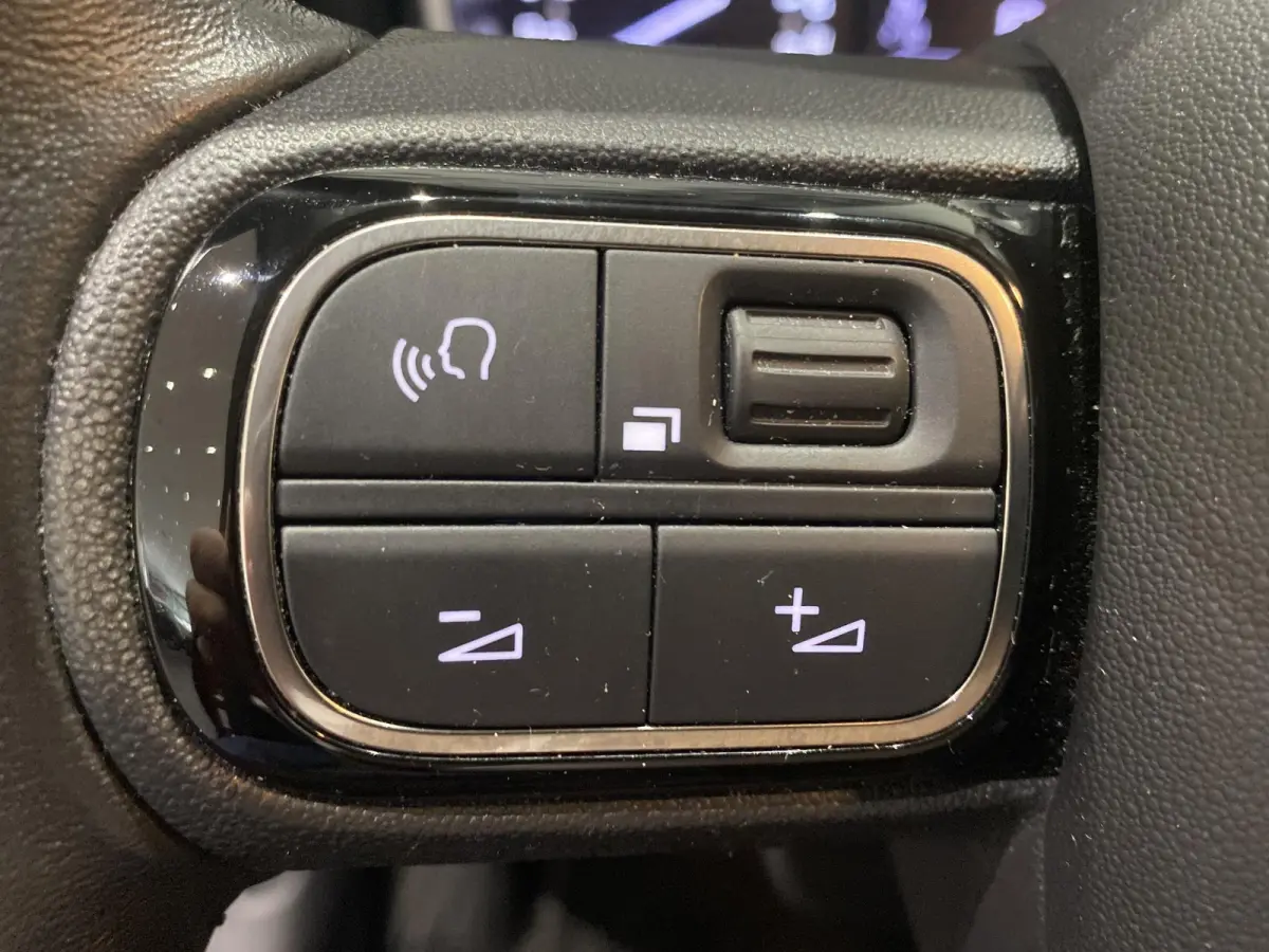 1.2 S&S Feel | 110 PK | Apple Carplay/Android Auto | Navigatie | Climate control | Parkeerhulp |38 DKM |