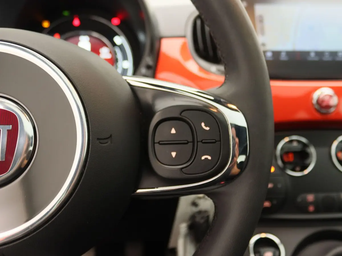 1.0 Hybrid Dolcevita | Apple Carplay/Android Auto | Led Dagrijverlichting | Cruise Control | Climate Control |