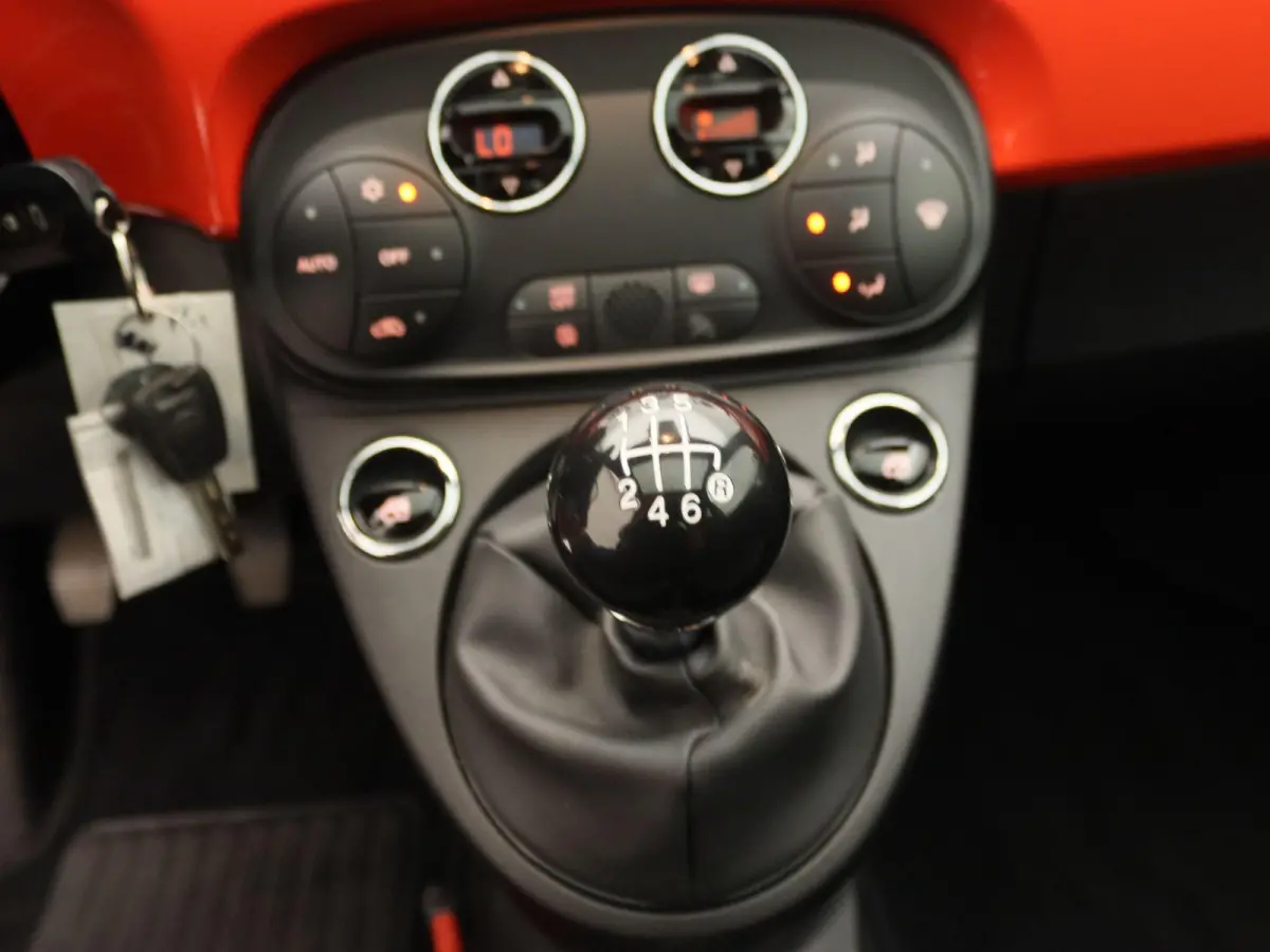 1.0 Hybrid Dolcevita | Apple Carplay/Android Auto | Led Dagrijverlichting | Cruise Control | Climate Control |