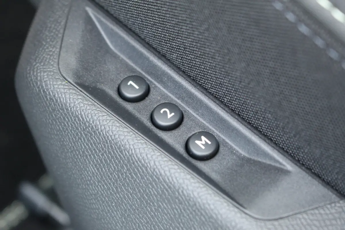 1.6 Plug-in Hybrid 195 GT Exclusive 7p Full Options! | Leder | Pano | Massage | 360 CAM | Stoel verw. & Ventilatie | ACC | BLIS | Full Options! | Leder | Pano | Massage | 360 CAM | Stoel ver