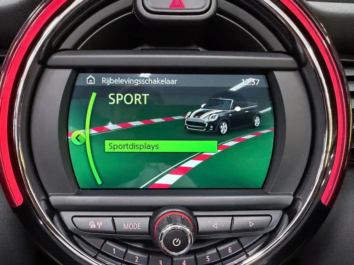 1.5 CHILI BLACK-LINE 27DKM/V-COCKPIT/NAVI/LED/DAB/CARPLAY/ECC/PDC/CRUISE///