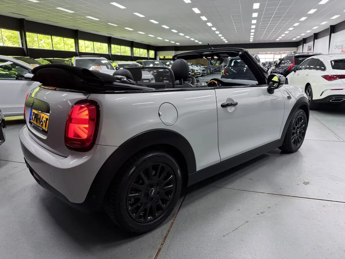 1.5 CHILI BLACK-LINE 27DKM/V-COCKPIT/NAVI/LED/DAB/CARPLAY/ECC/PDC/CRUISE///