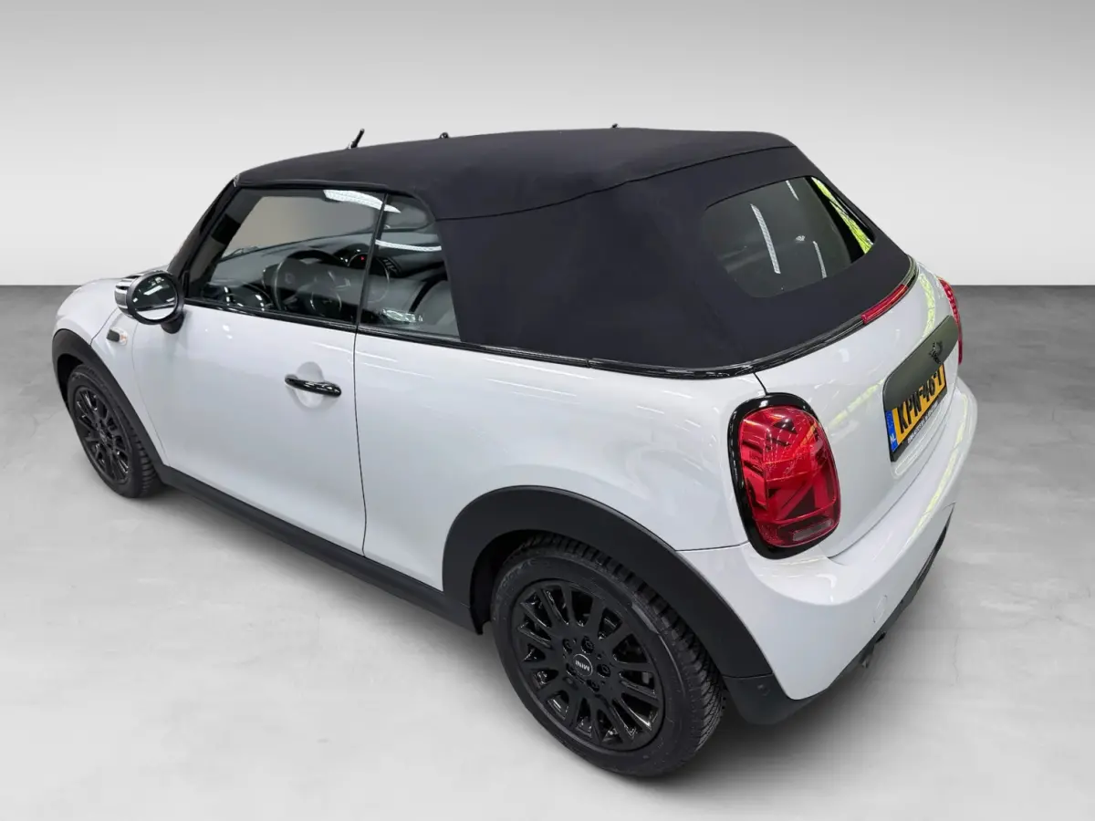 1.5 CHILI BLACK-LINE 27DKM/V-COCKPIT/NAVI/LED/DAB/CARPLAY/ECC/PDC/CRUISE///