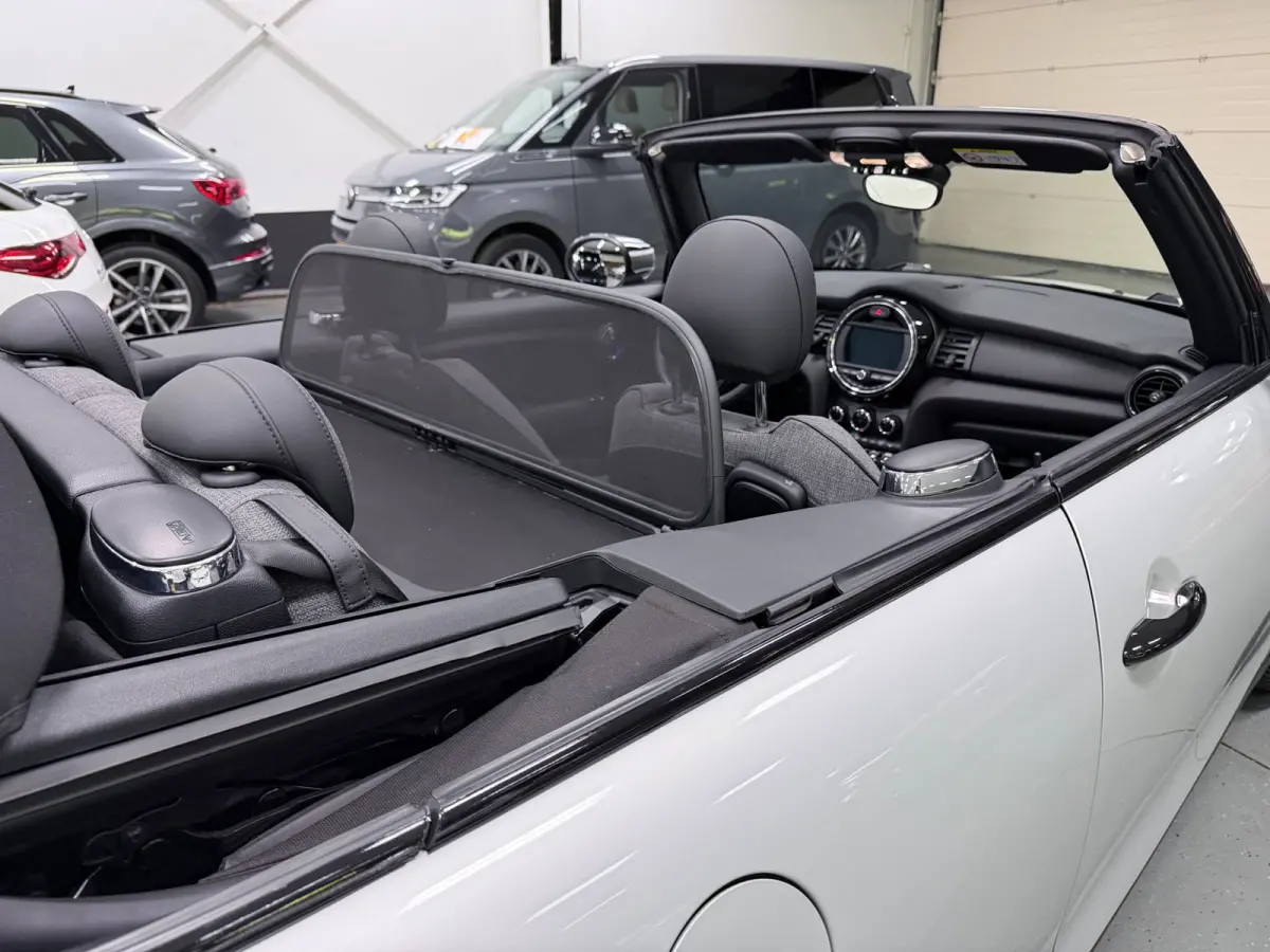 1.5 CHILI BLACK-LINE 27DKM/V-COCKPIT/NAVI/LED/DAB/CARPLAY/ECC/PDC/CRUISE///