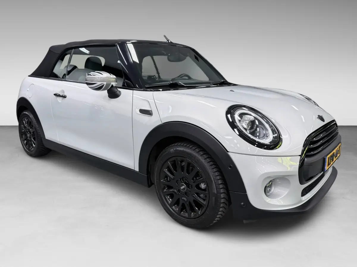 1.5 CHILI BLACK-LINE 27DKM/V-COCKPIT/NAVI/LED/DAB/CARPLAY/ECC/PDC/CRUISE///