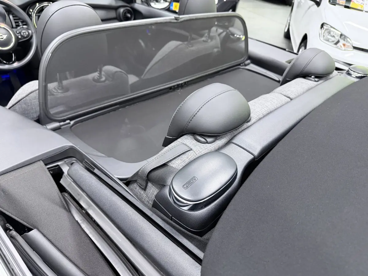 1.5 CHILI BLACK-LINE 27DKM/V-COCKPIT/NAVI/LED/DAB/CARPLAY/ECC/PDC/CRUISE///