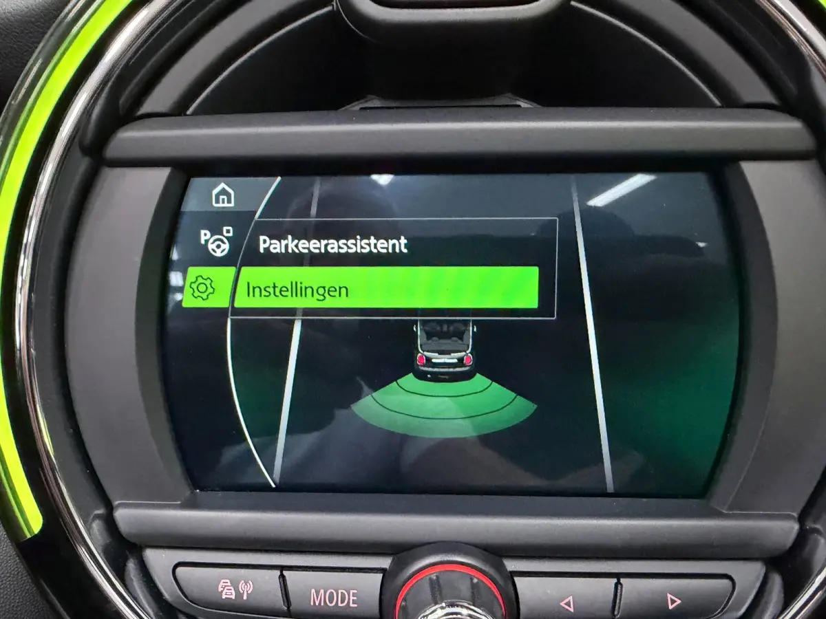 1.5 CHILI BLACK-LINE 27DKM/V-COCKPIT/NAVI/LED/DAB/CARPLAY/ECC/PDC/CRUISE///