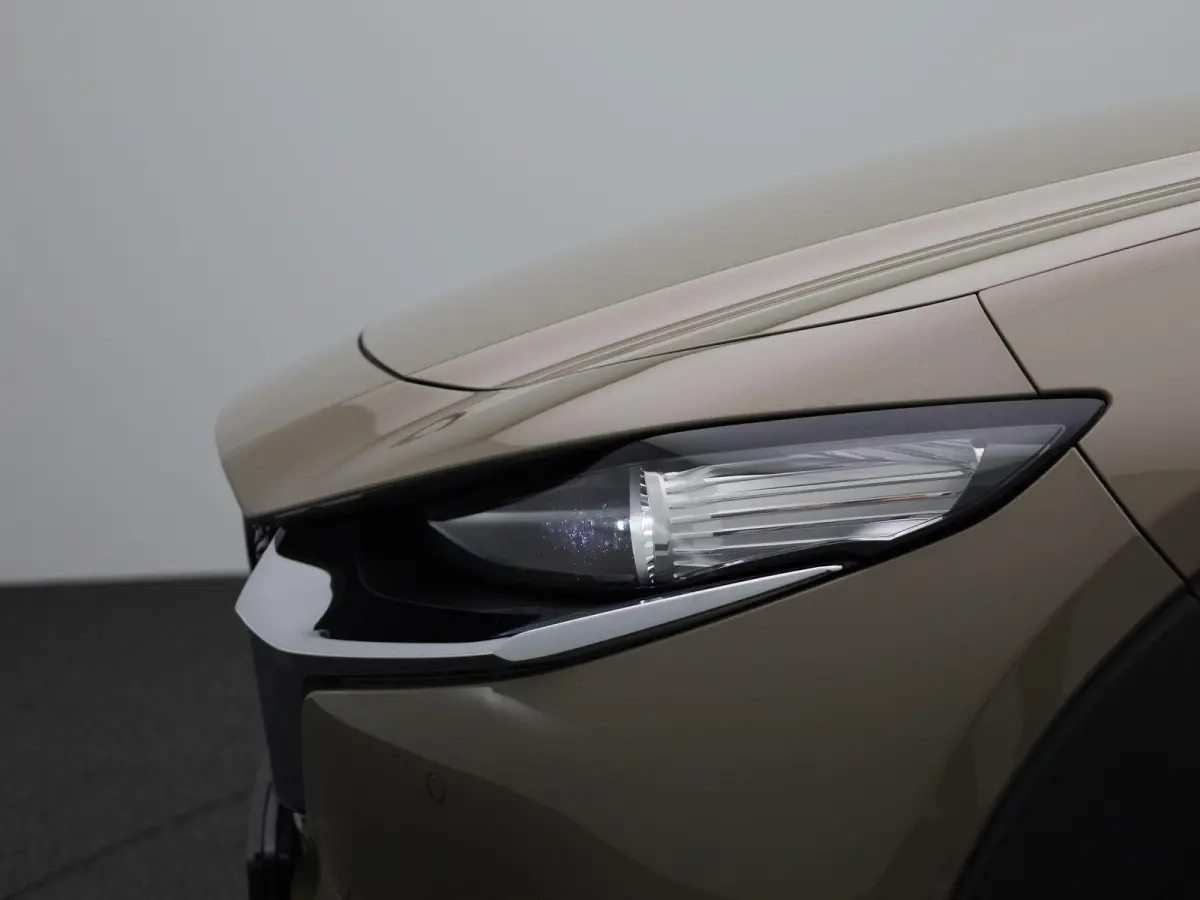 2.0 e-SkyActiv-G M Hybrid Homura | Automaat | Apple Carplay / Android Auto | Camera | Parkeersensoren | Stoelverwarming |