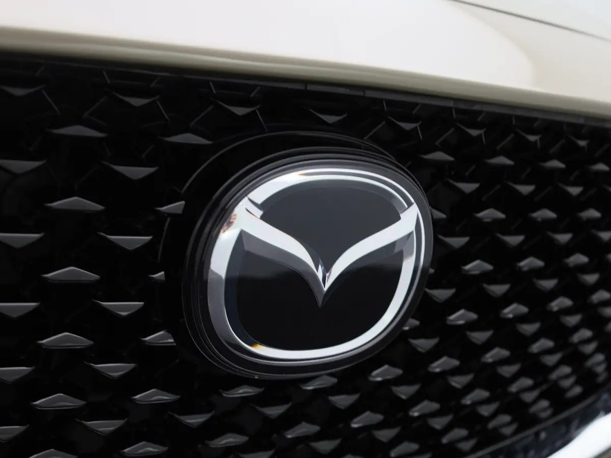 2.0 e-SkyActiv-G M Hybrid Homura | Automaat | Apple Carplay / Android Auto | Camera | Parkeersensoren | Stoelverwarming |