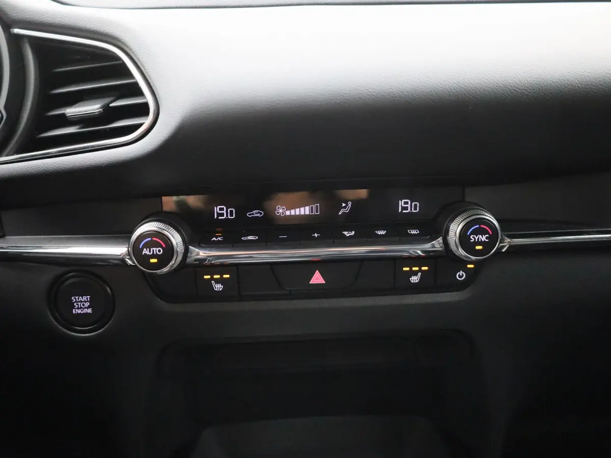 2.0 e-SkyActiv-G M Hybrid Homura | Automaat | Apple Carplay / Android Auto | Camera | Parkeersensoren | Stoelverwarming |