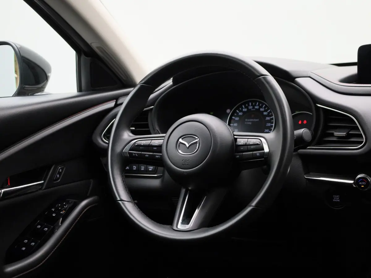 2.0 e-SkyActiv-G M Hybrid Homura | Automaat | Apple Carplay / Android Auto | Camera | Parkeersensoren | Stoelverwarming |