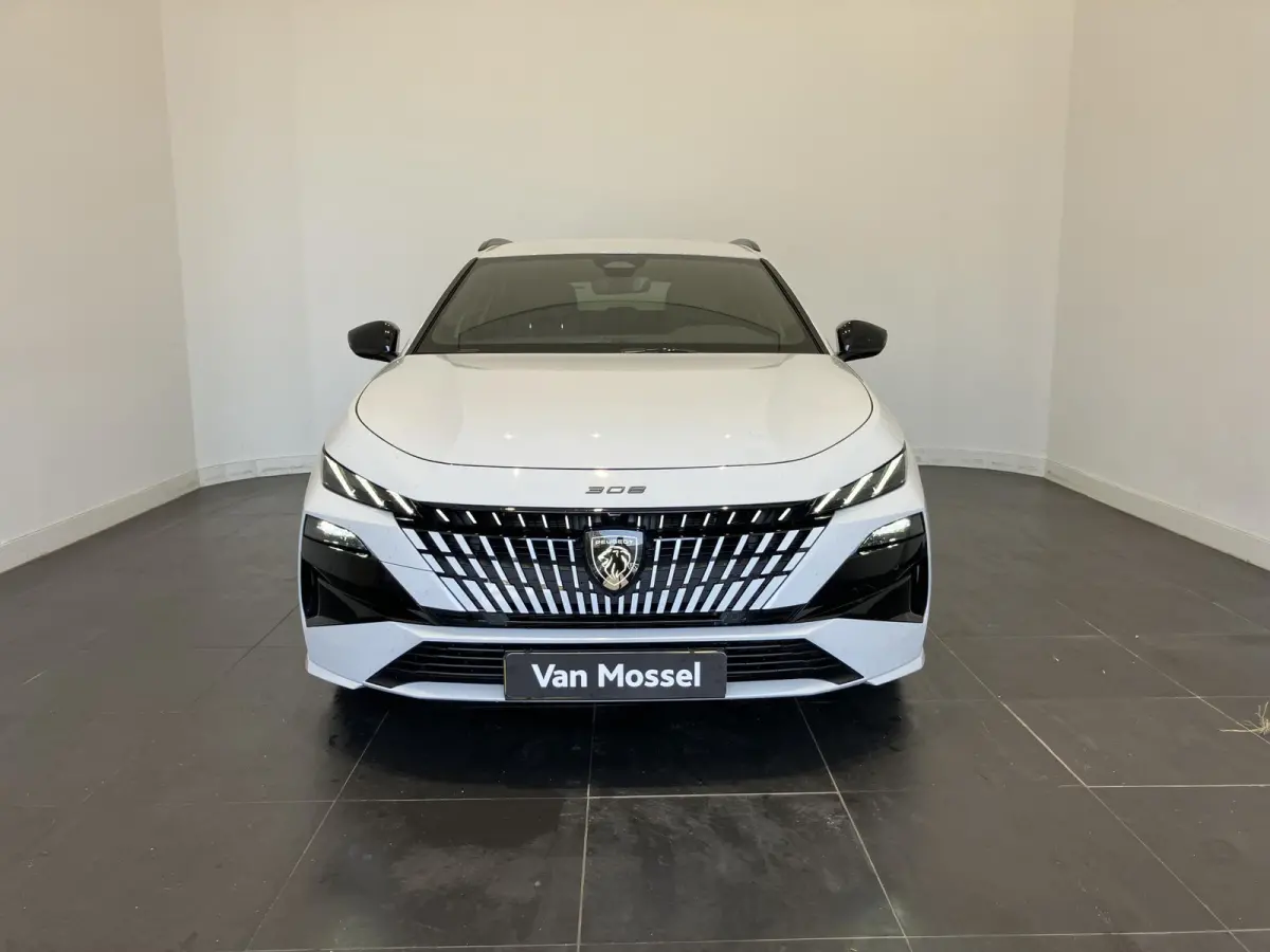 1.2 Hybrid 145 e-DCS6 GT | Apple Carplay & Android Auto | Stoelverwarming en Massage | 360 Camera | DEMO AUTO NEEM CONTACT OP VOOR INFO |