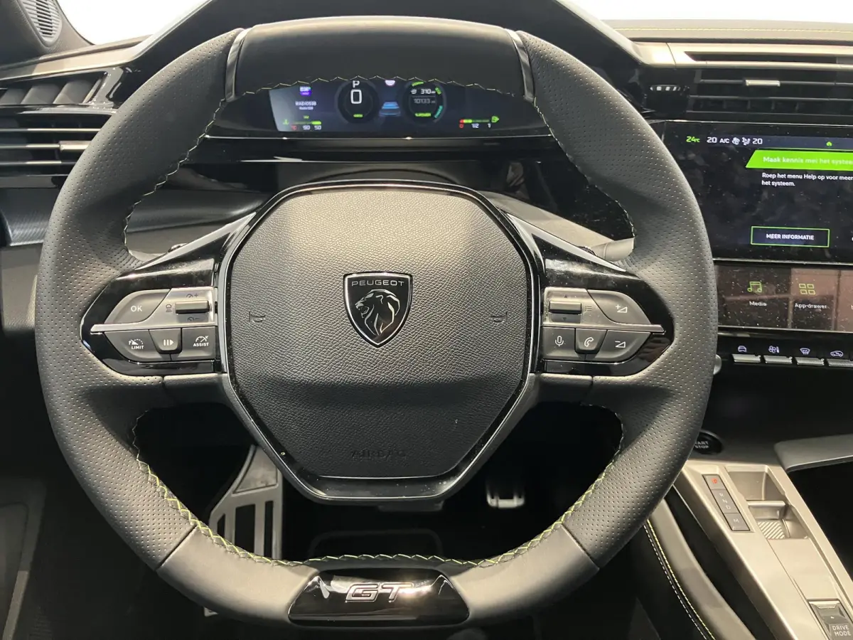 1.2 Hybrid 145 e-DCS6 GT | Apple Carplay & Android Auto | Stoelverwarming en Massage | 360 Camera | DEMO AUTO NEEM CONTACT OP VOOR INFO |