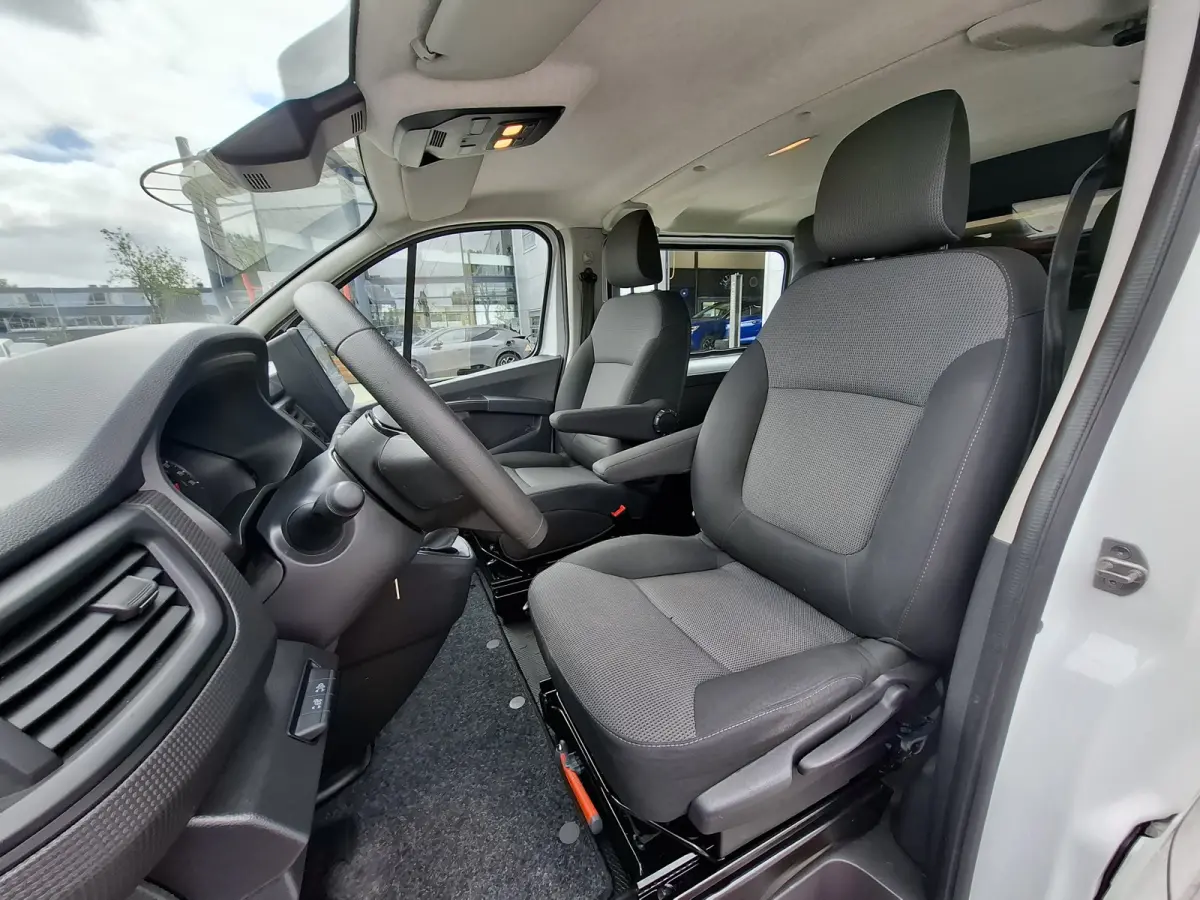 2.0 Blue dCi 110 T29 L2H1 Start DC | Navigatie/Android/Apple Carplay | Parkeersensoren Achter | Cruise Control | Airco | DAB | LED Koplampen |
