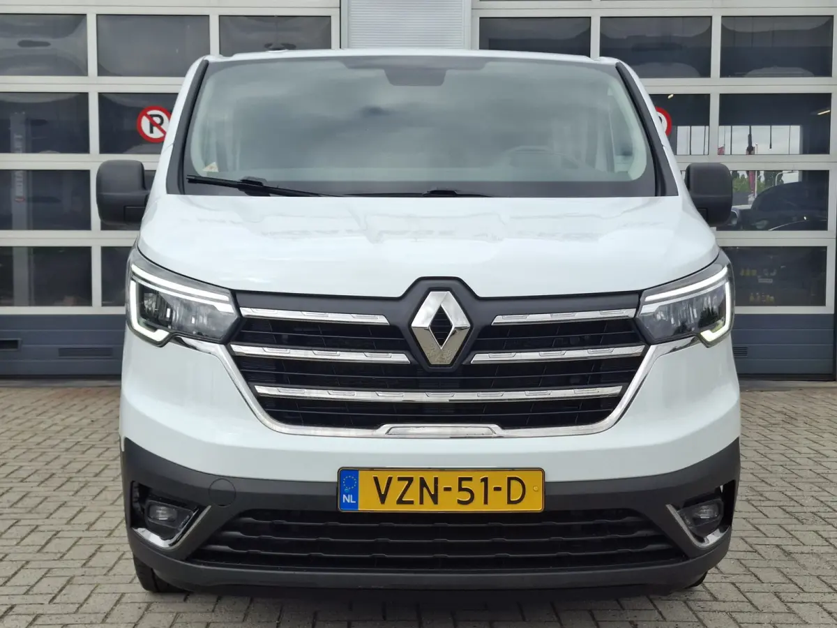 2.0 Blue dCi 110 T29 L2H1 Start DC | Navigatie/Android/Apple Carplay | Parkeersensoren Achter | Cruise Control | Airco | DAB | LED Koplampen |