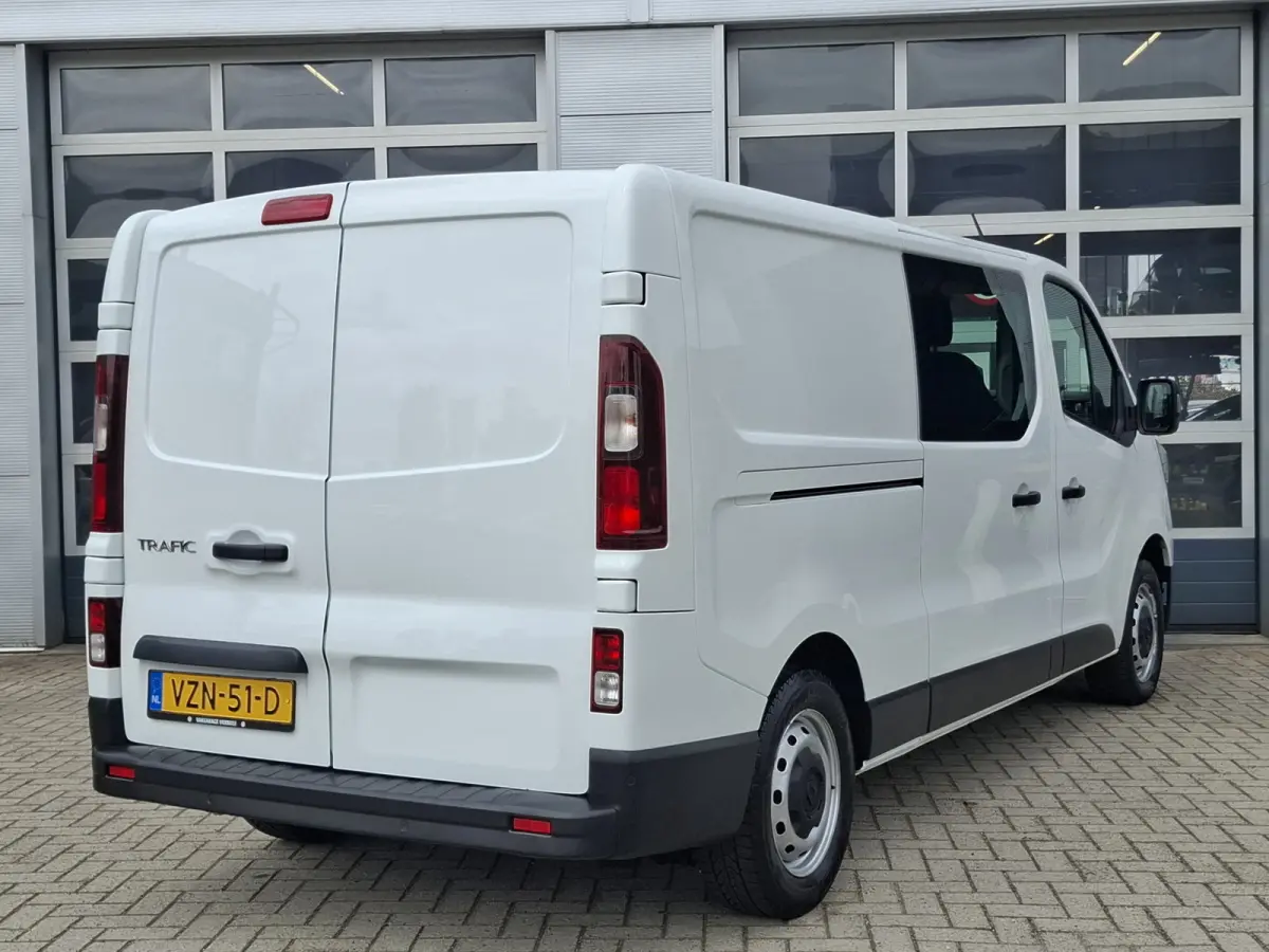 2.0 Blue dCi 110 T29 L2H1 Start DC | Navigatie/Android/Apple Carplay | Parkeersensoren Achter | Cruise Control | Airco | DAB | LED Koplampen |