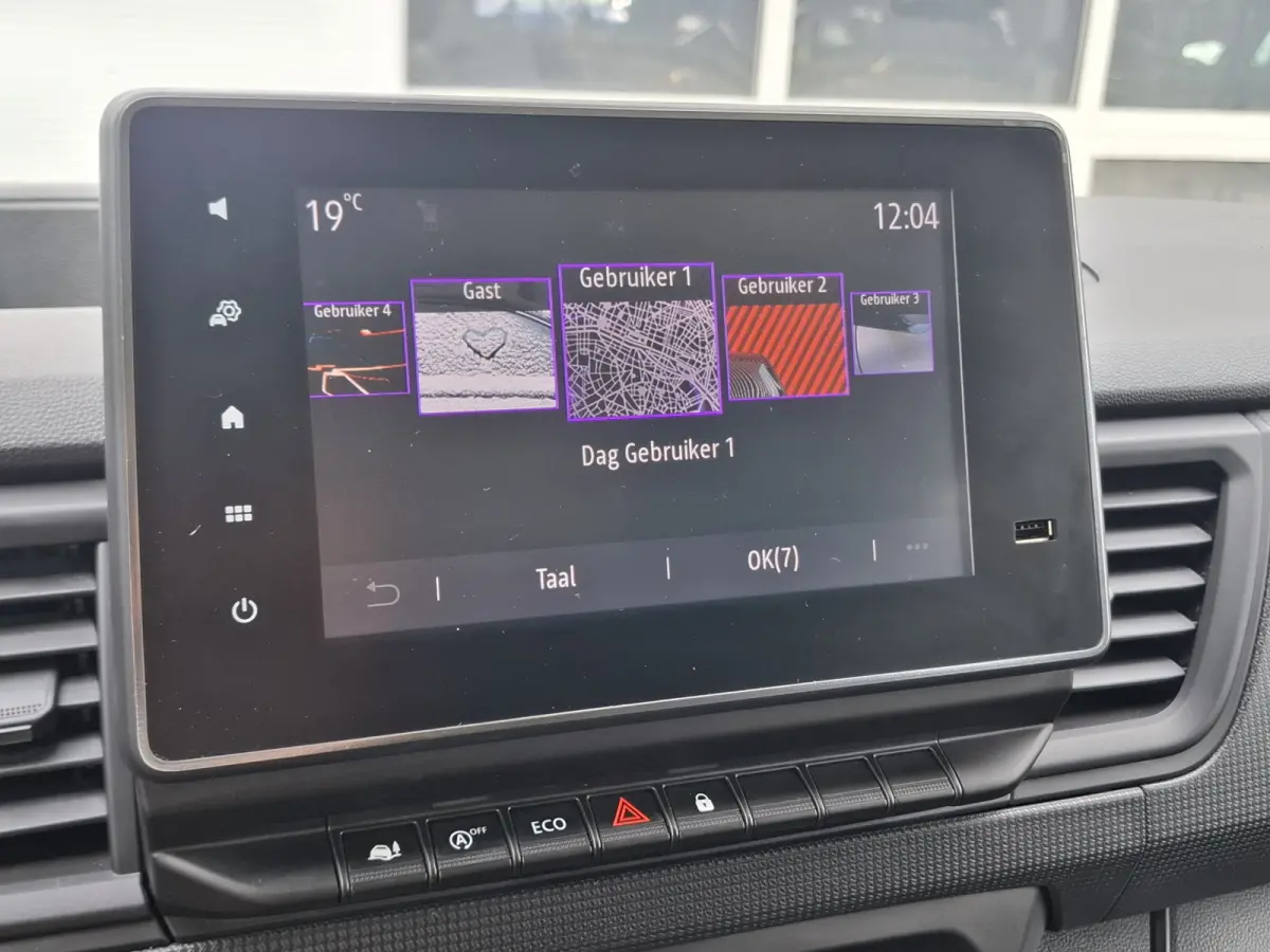 2.0 Blue dCi 110 T29 L2H1 Start DC | Navigatie/Android/Apple Carplay | Parkeersensoren Achter | Cruise Control | Airco | DAB | LED Koplampen |
