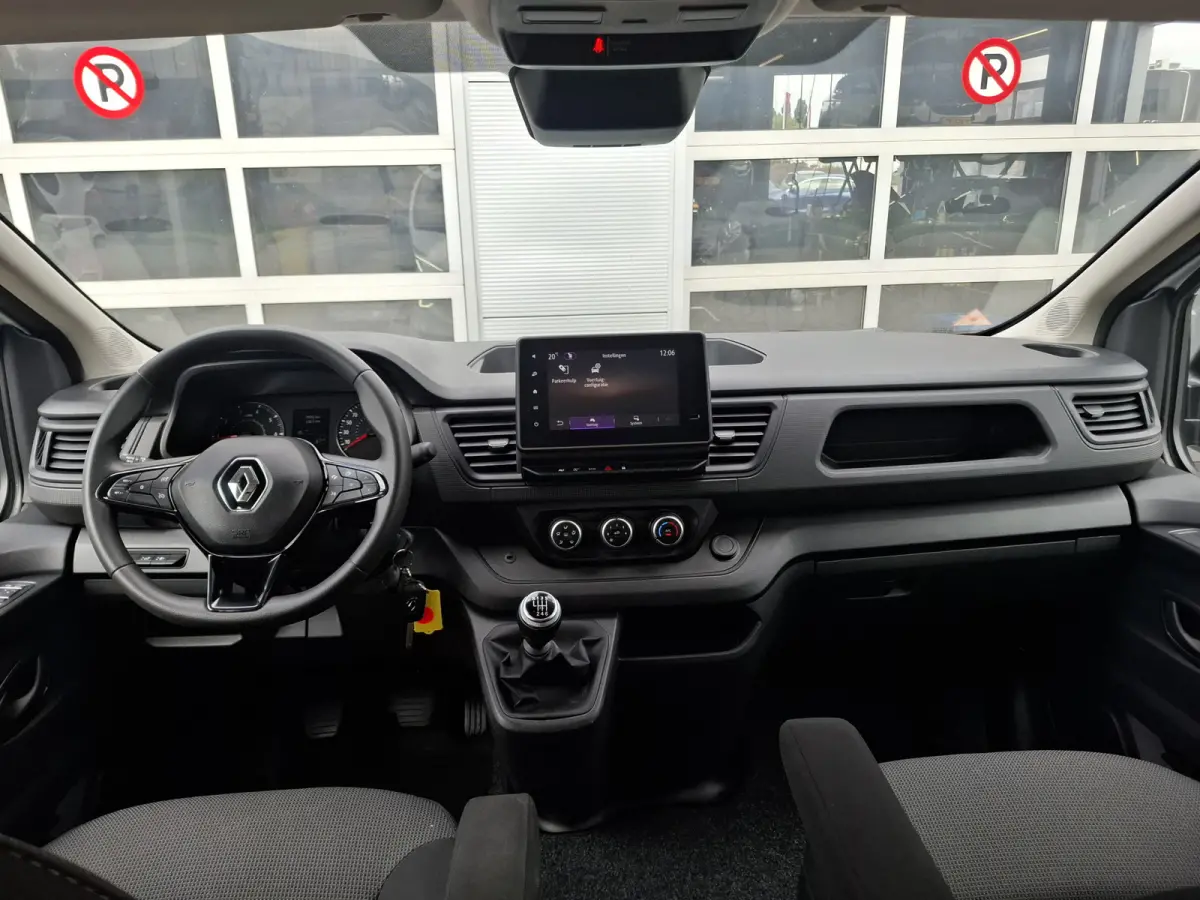 2.0 Blue dCi 110 T29 L2H1 Start DC | Navigatie/Android/Apple Carplay | Parkeersensoren Achter | Cruise Control | Airco | DAB | LED Koplampen |