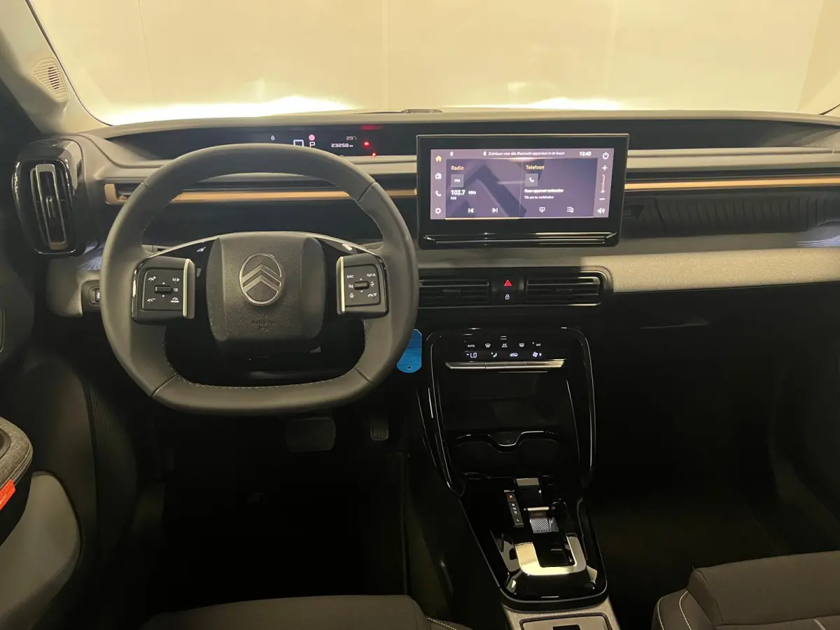 1.2 HYBRID 145PK AUT. PLUS /CAMERA / CARPLAY / CLIMAT.C / CRUISE.C /