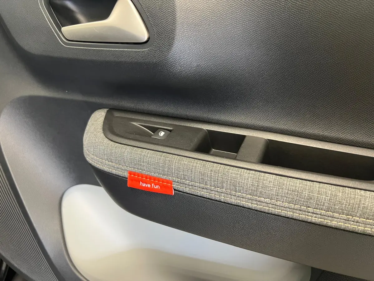 1.2 HYBRID 145PK AUT. PLUS /CAMERA / CARPLAY / CLIMAT.C / CRUISE.C /