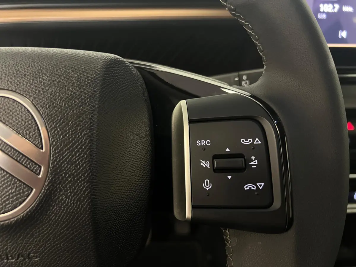 1.2 HYBRID 145PK AUT. PLUS /CAMERA / CARPLAY / CLIMAT.C / CRUISE.C /