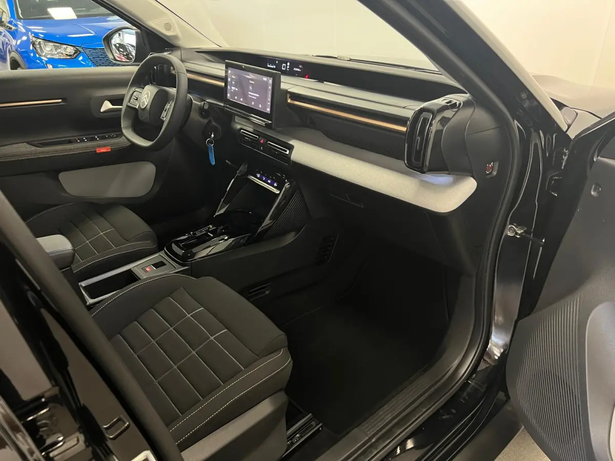 1.2 HYBRID 145PK AUT. PLUS /CAMERA / CARPLAY / CLIMAT.C / CRUISE.C /