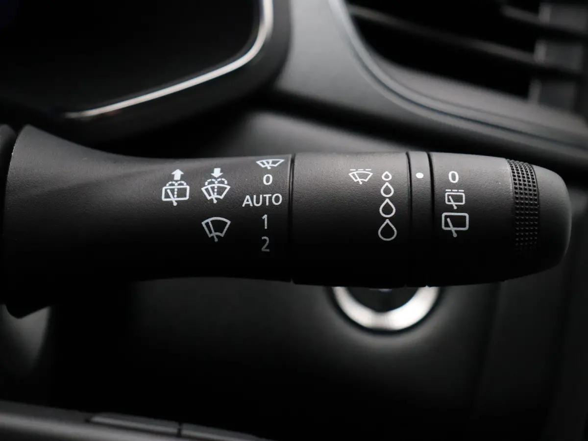 E-Tech full hybrid 160pk techno | Vijf jaar garantie | Apple carplay | Achteruitrijcamera | Parkeersensoren |