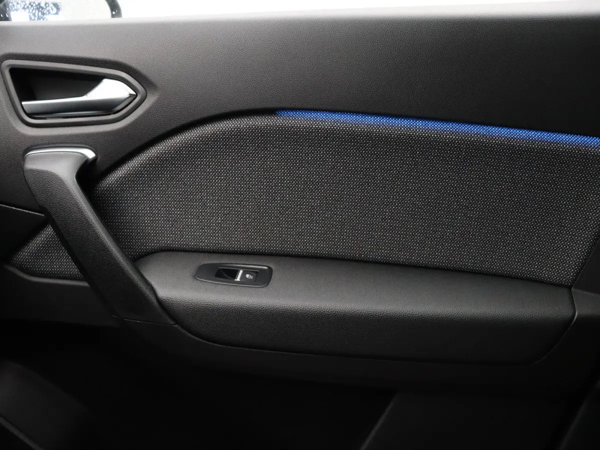 E-Tech full hybrid 160pk techno | Vijf jaar garantie | Apple carplay | Achteruitrijcamera | Parkeersensoren |
