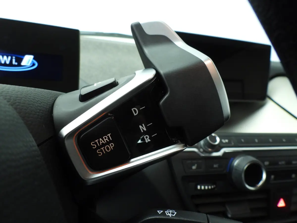 Executive Edition 120Ah 42 kWh LED | Navigatie | Stoelverwarming | Clima | PDC | DAB | Alu 20 inch