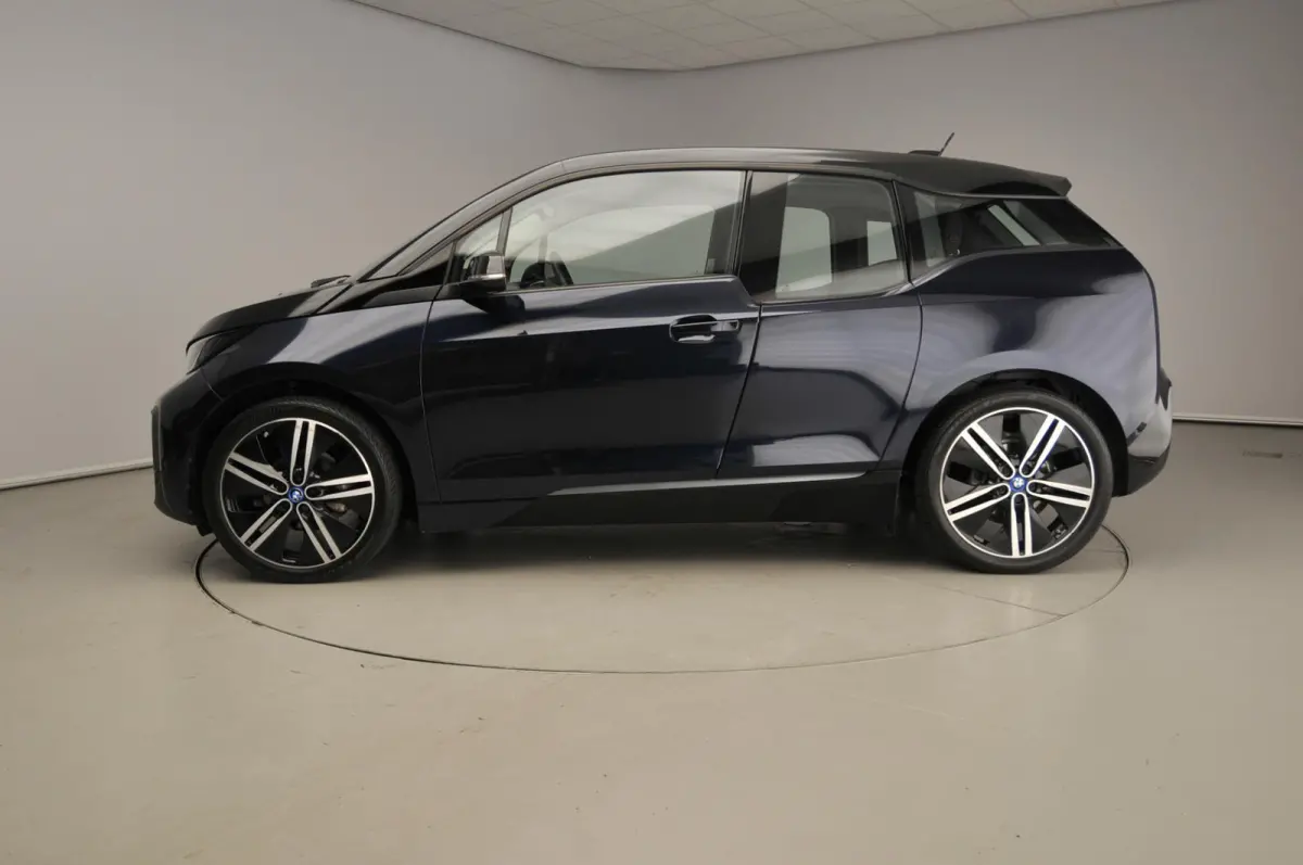 Executive Edition 120Ah 42 kWh LED | Navigatie | Stoelverwarming | Clima | PDC | DAB | Alu 20 inch