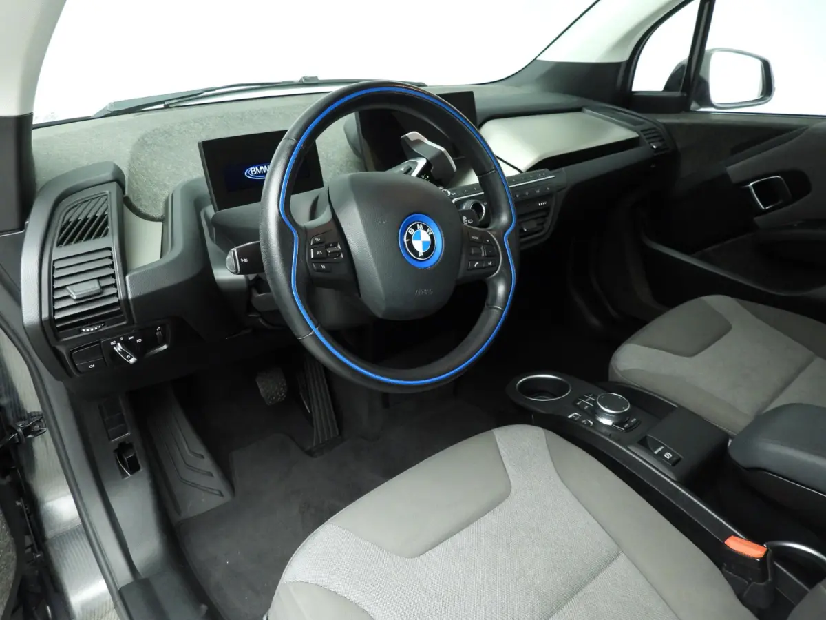 Executive Edition 120Ah 42 kWh LED | Navigatie | Stoelverwarming | Clima | PDC | DAB | Alu 20 inch