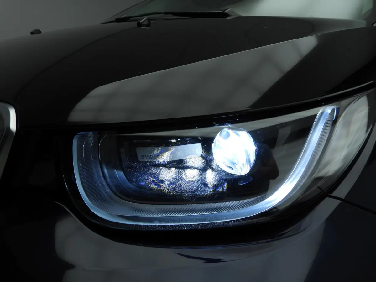 Executive Edition 120Ah 42 kWh LED | Navigatie | Stoelverwarming | Clima | PDC | DAB | Alu 20 inch