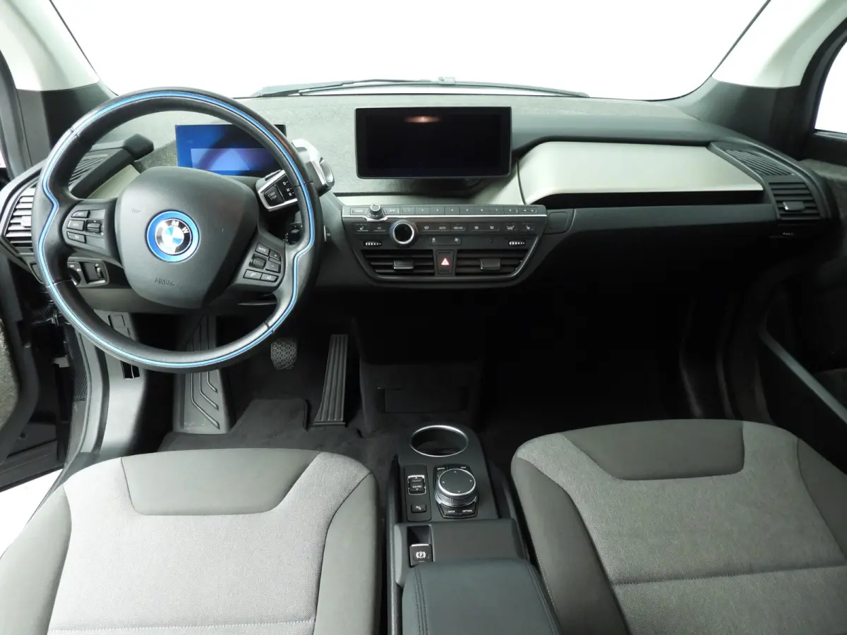 Executive Edition 120Ah 42 kWh LED | Navigatie | Stoelverwarming | Clima | PDC | DAB | Alu 20 inch