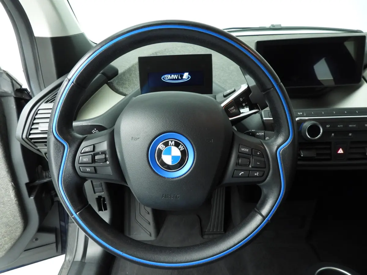 Executive Edition 120Ah 42 kWh LED | Navigatie | Stoelverwarming | Clima | PDC | DAB | Alu 20 inch