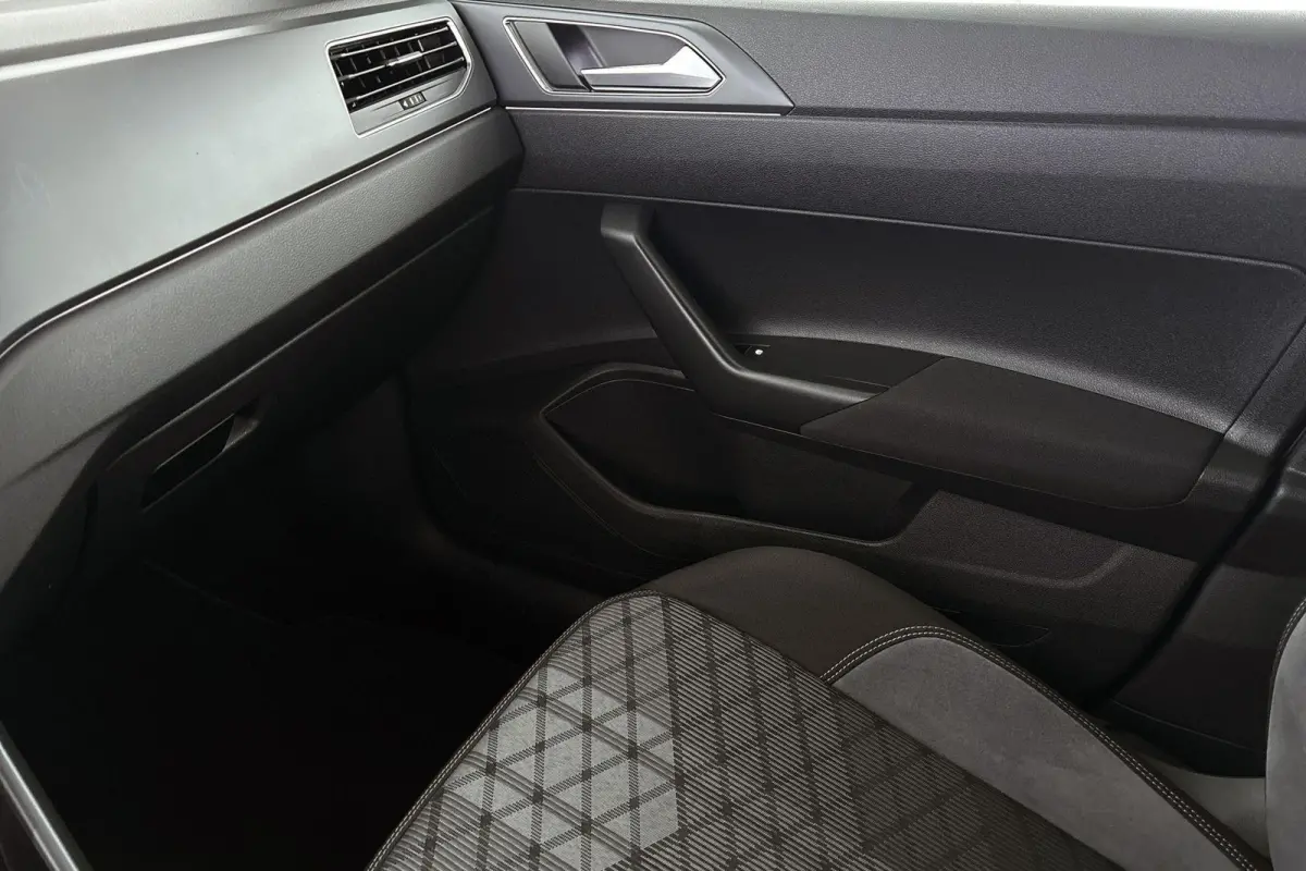 1.5 TSI R-Line Business DSG Automaat Stoelverwarming