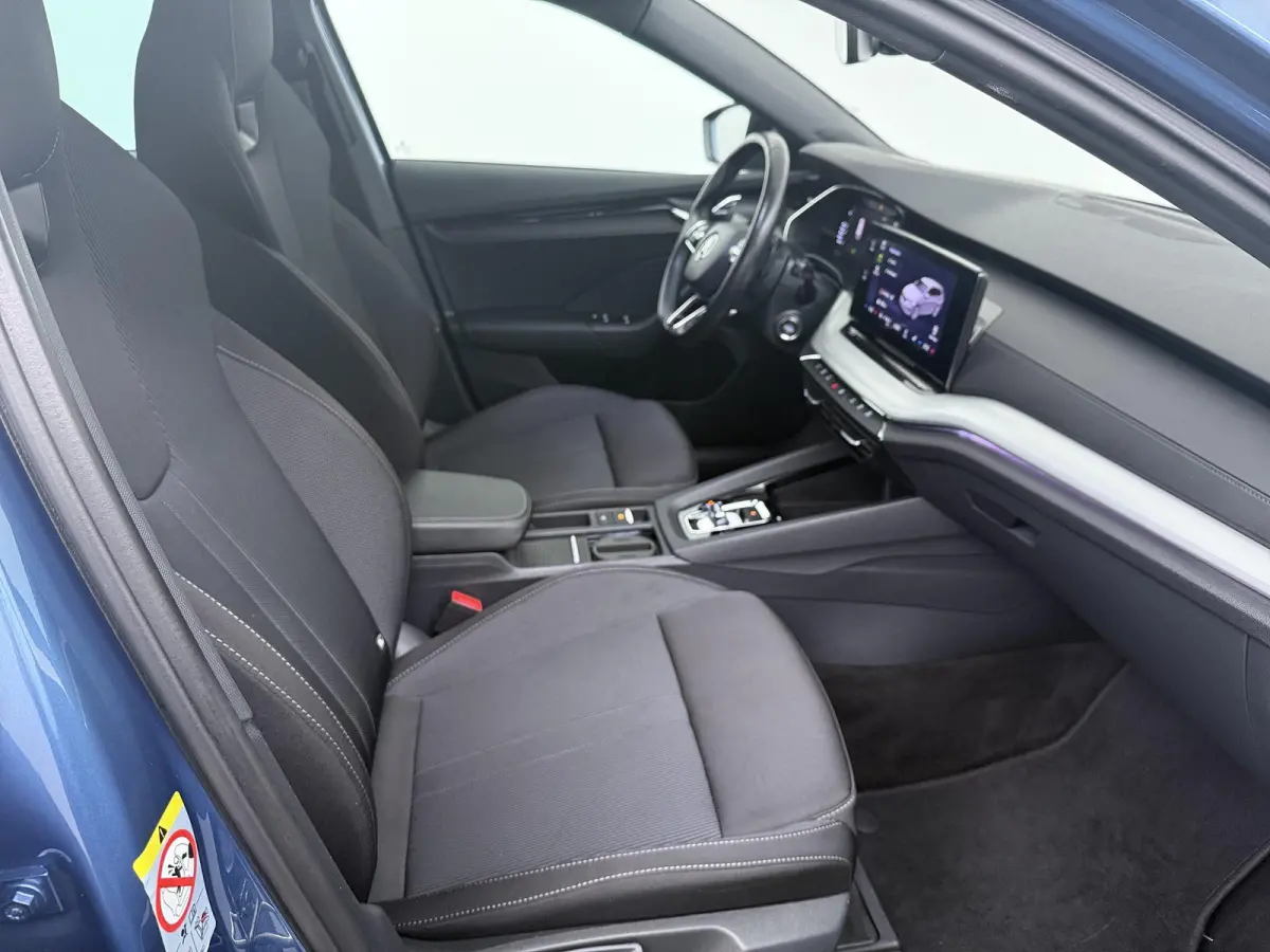 1.0 e-TSI Ambition | Automaat | Achteruitrijcamera | Stoelverwarming | CarPlay |