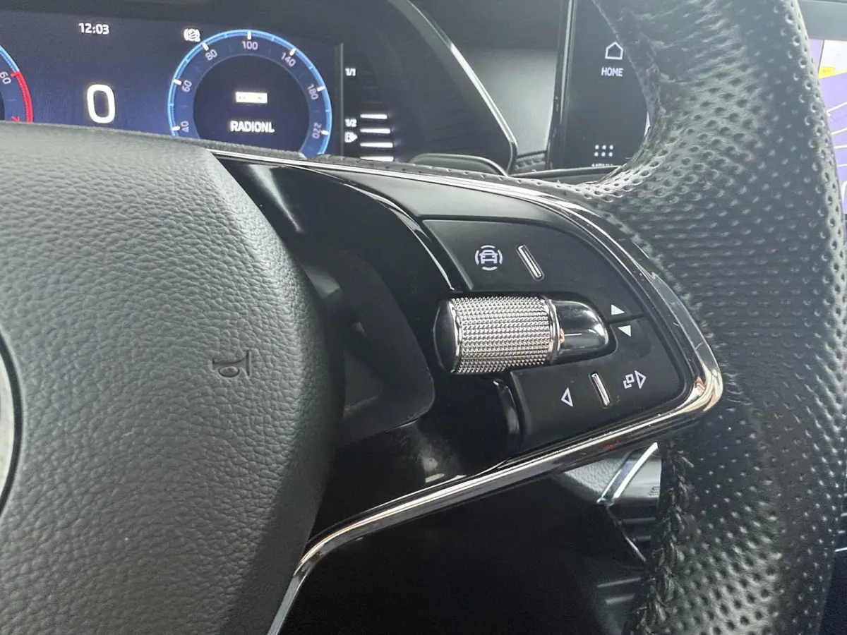 1.0 e-TSI Ambition | Automaat | Achteruitrijcamera | Stoelverwarming | CarPlay |