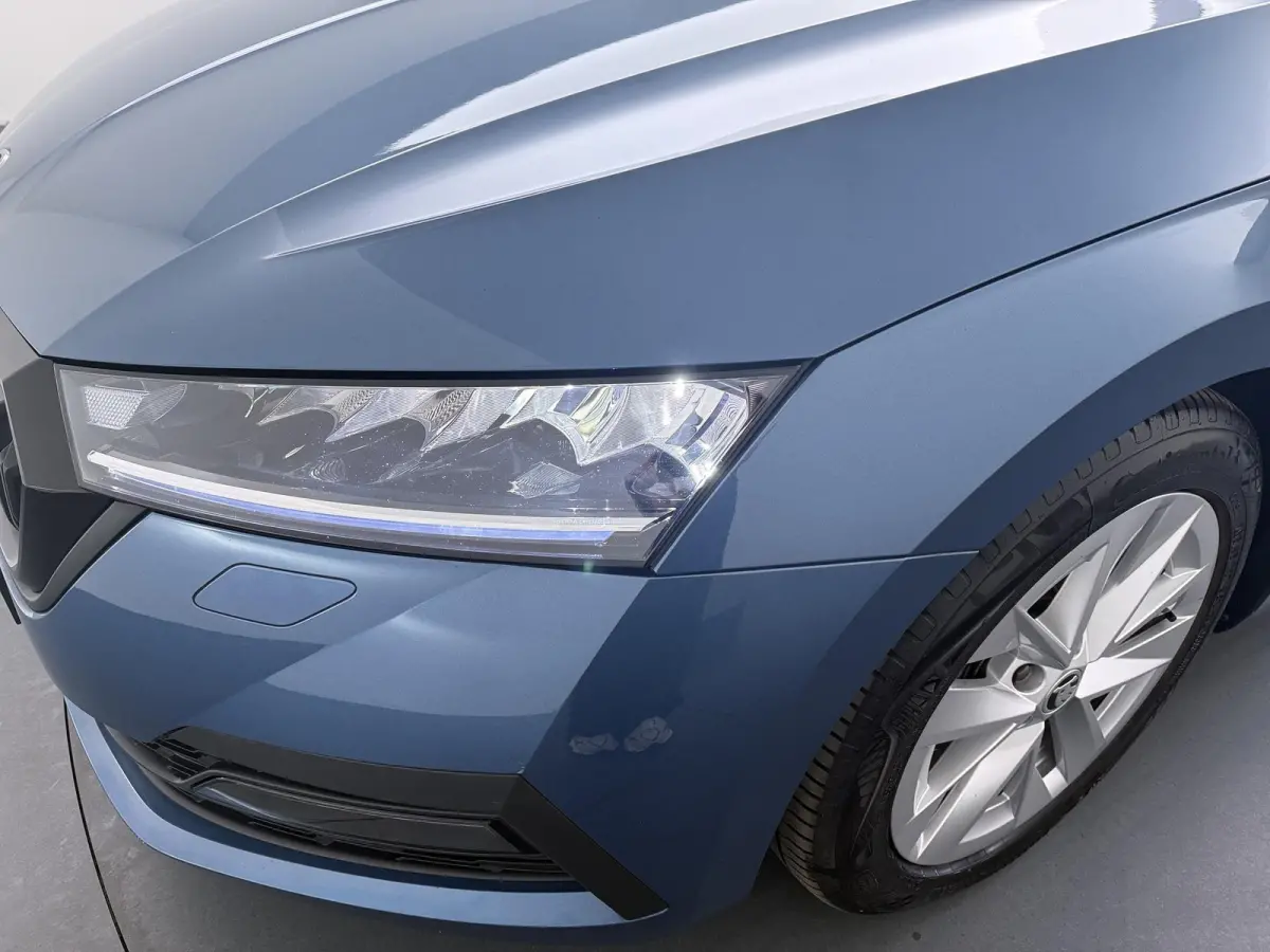 1.0 e-TSI Ambition | Automaat | Achteruitrijcamera | Stoelverwarming | CarPlay |