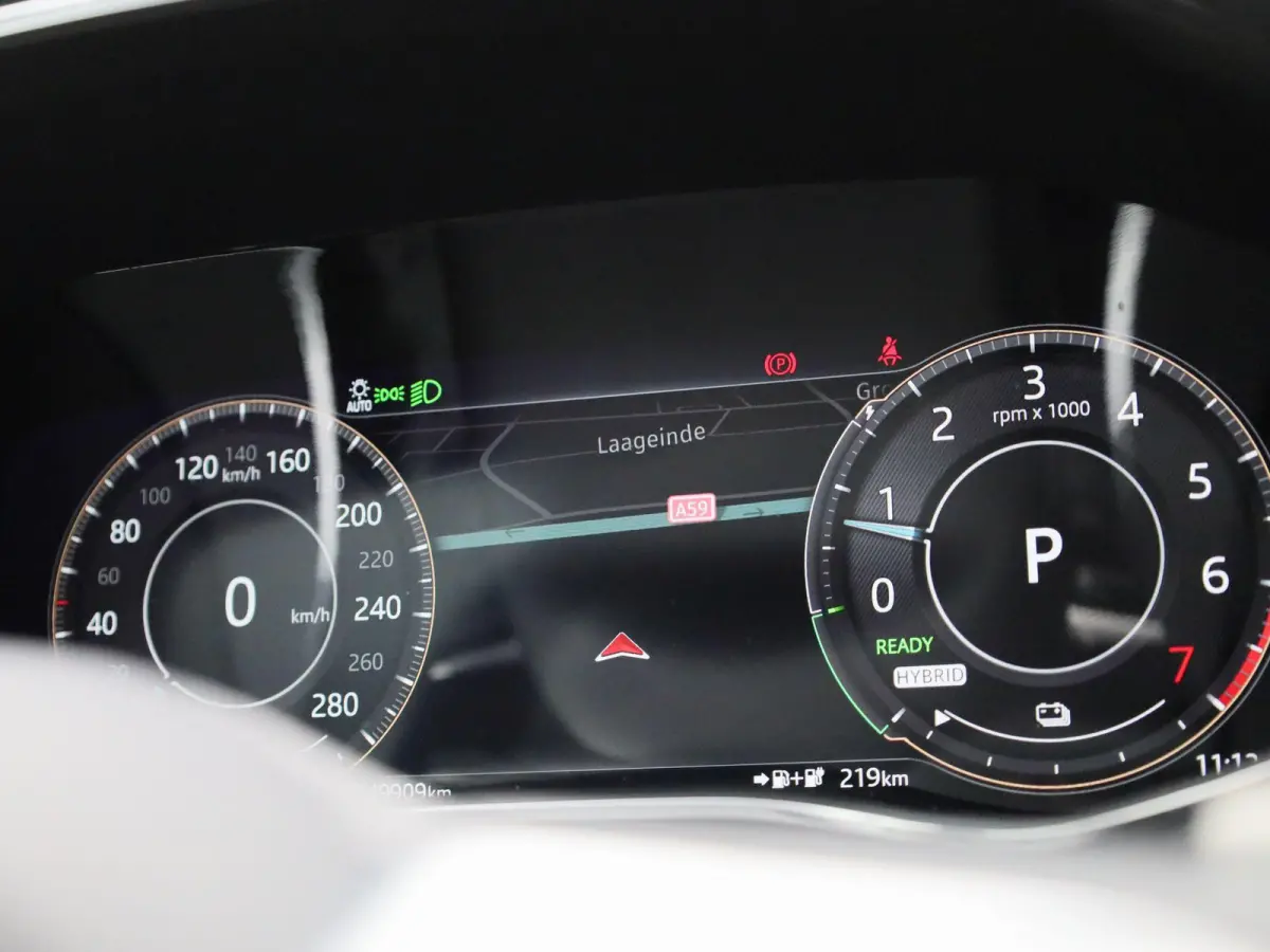 2.0 P400e PHEV SE | Automaat | Apple Carplay / Android Auto | Panoramadak | Parkeersensoren | Stuurverwarming |