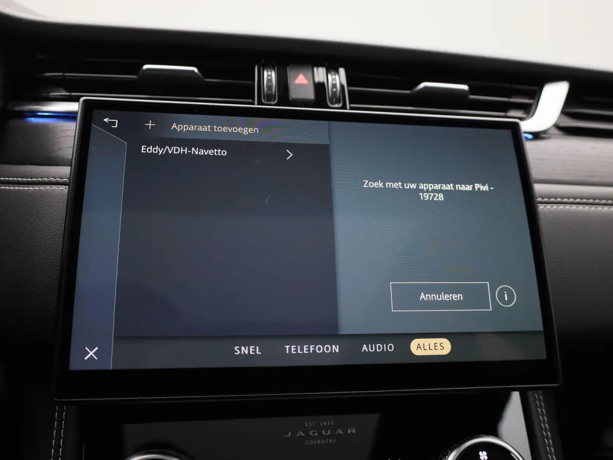 2.0 P400e PHEV SE | Automaat | Apple Carplay / Android Auto | Panoramadak | Parkeersensoren | Stuurverwarming |