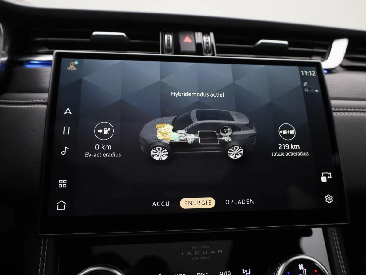 2.0 P400e PHEV SE | Automaat | Apple Carplay / Android Auto | Panoramadak | Parkeersensoren | Stuurverwarming |