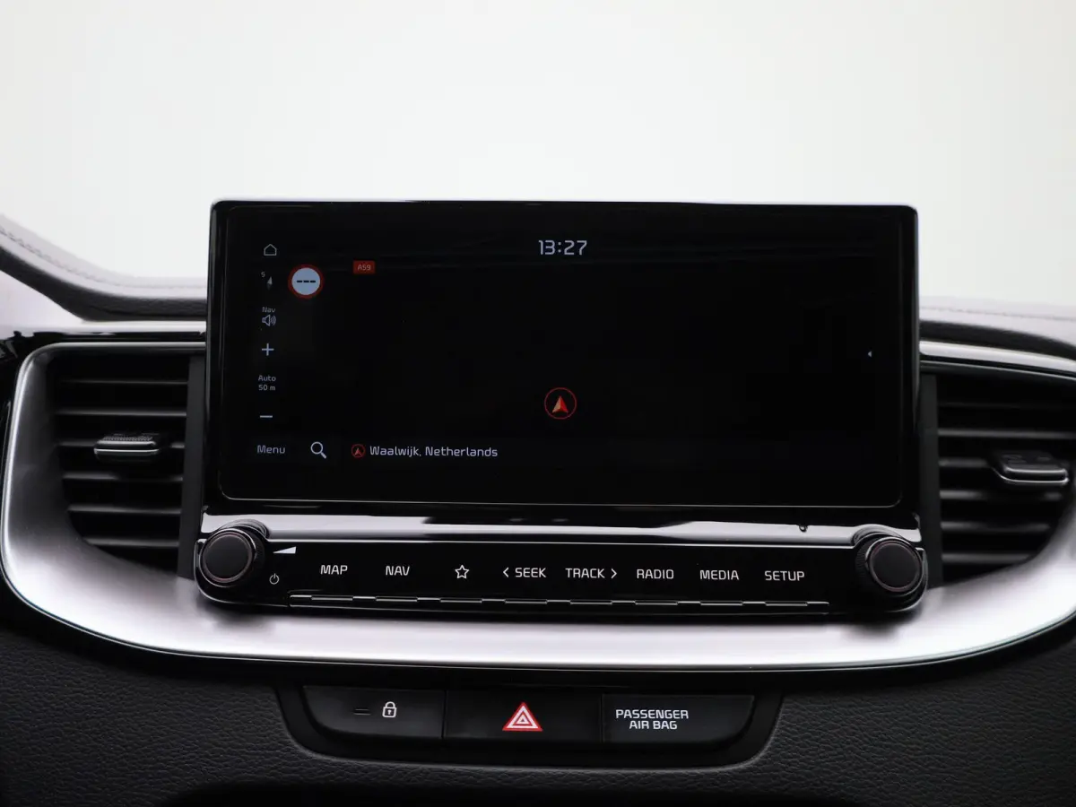 1.6 GDi PHEV DCT Business Line | Automaat | Apple Carplay / Android Auto | Camera | Parkeersensoren | Stoelverwarming | Stuurverwarming |