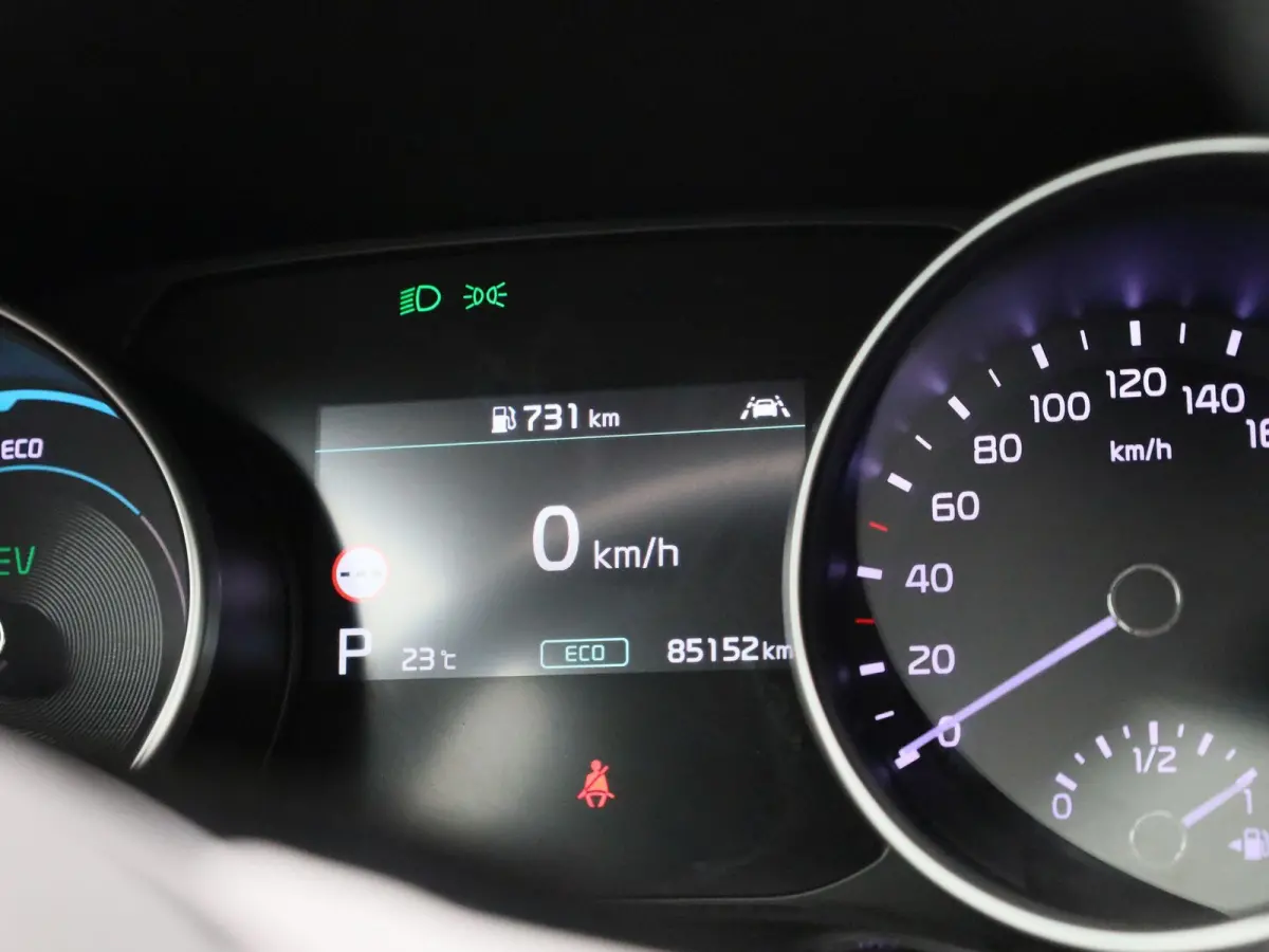 1.6 GDi PHEV DCT Business Line | Automaat | Apple Carplay / Android Auto | Camera | Parkeersensoren | Stoelverwarming | Stuurverwarming |