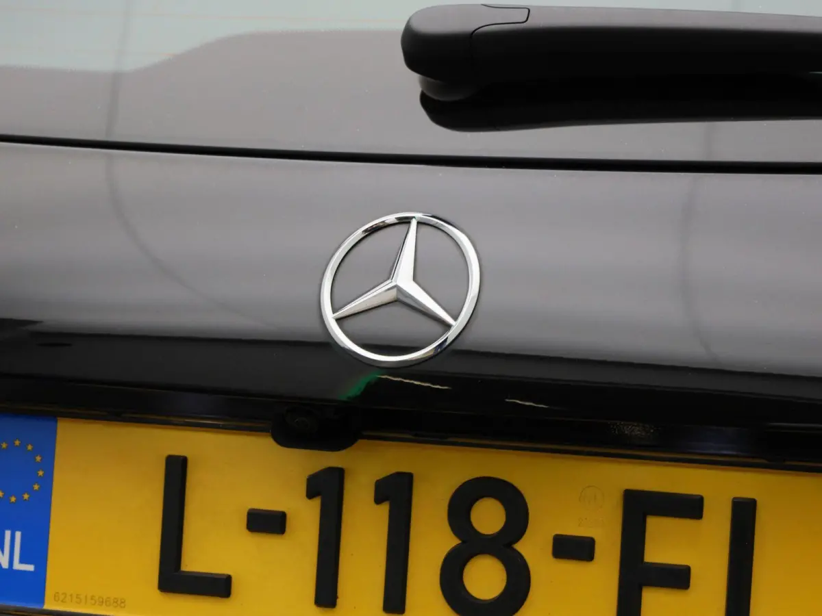 200 Advantage | Apple Carplay / Android Auto | Camera | Parkeersensoren | Cruise Control |