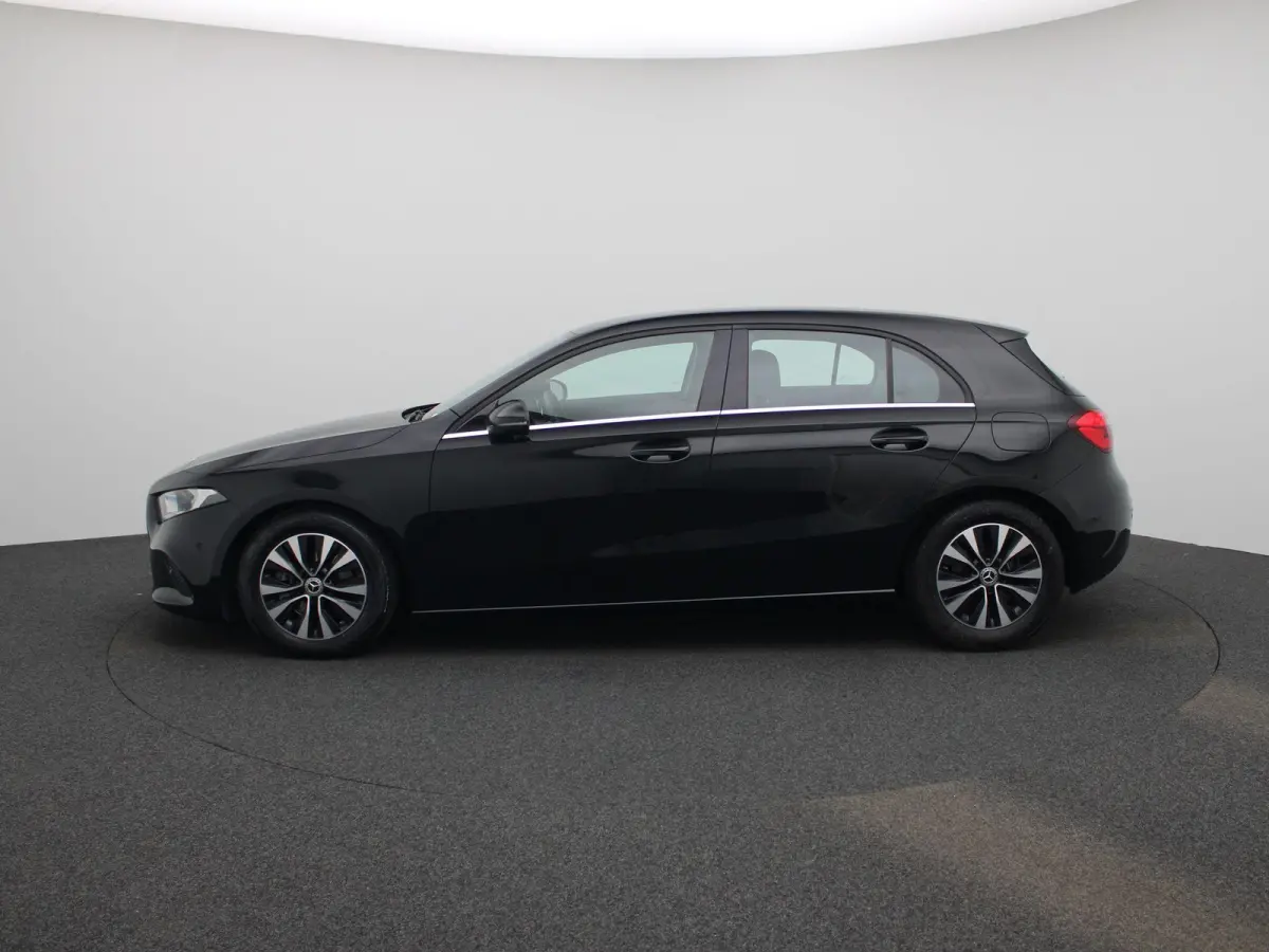 200 Advantage | Apple Carplay / Android Auto | Camera | Parkeersensoren | Cruise Control |