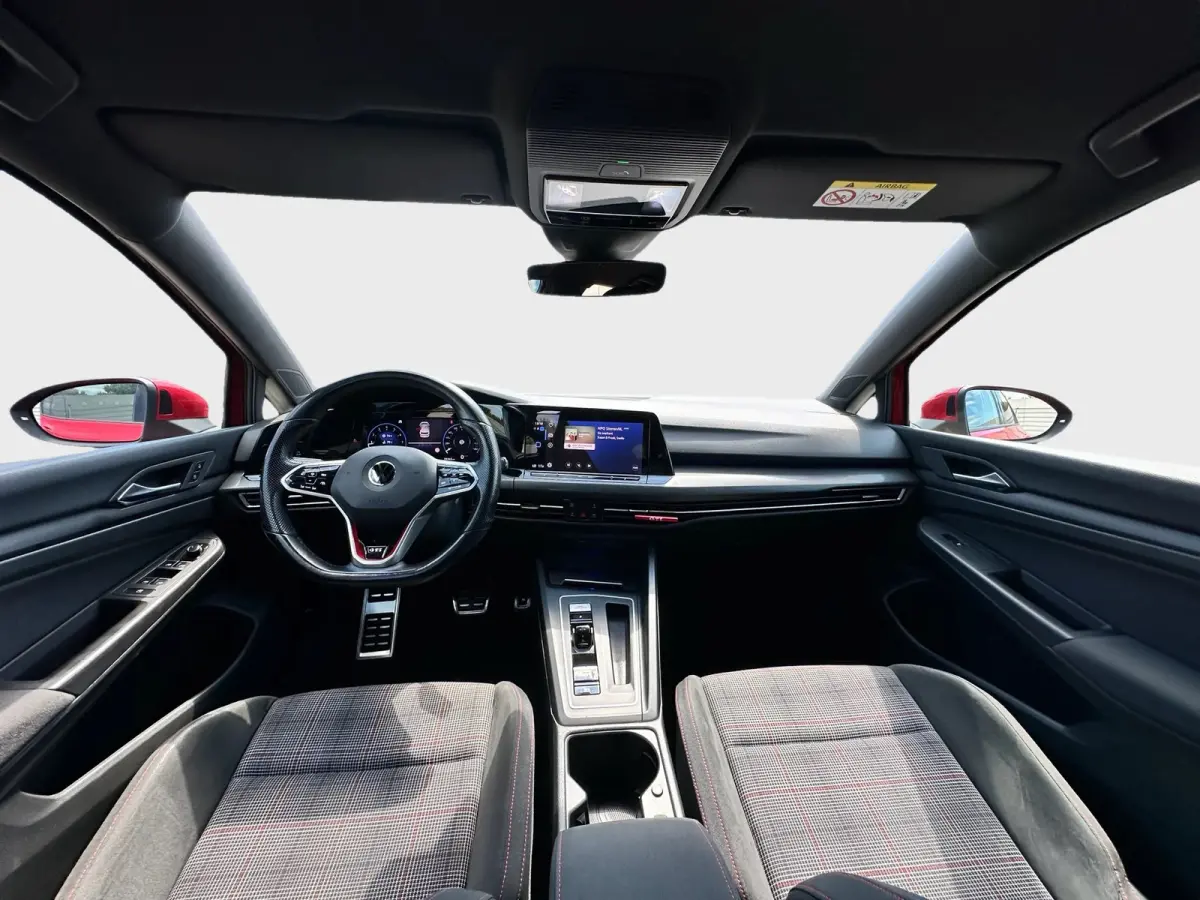 GTI 2.0 TSI DSG 245 PK Kings Red Metallic IQ.Light Discover Pro ACC Travel Assist