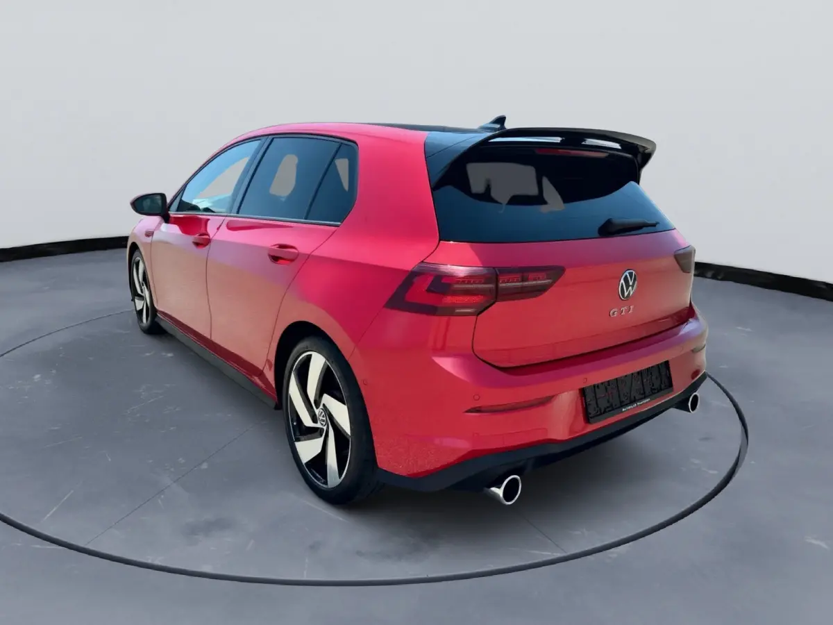 GTI 2.0 TSI DSG 245 PK Kings Red Metallic IQ.Light Discover Pro ACC Travel Assist